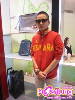 ชีส์ต้างาน Le Coq Sportif @ พารากอน