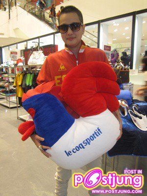 ชีส์ต้างาน Le Coq Sportif @ พารากอน