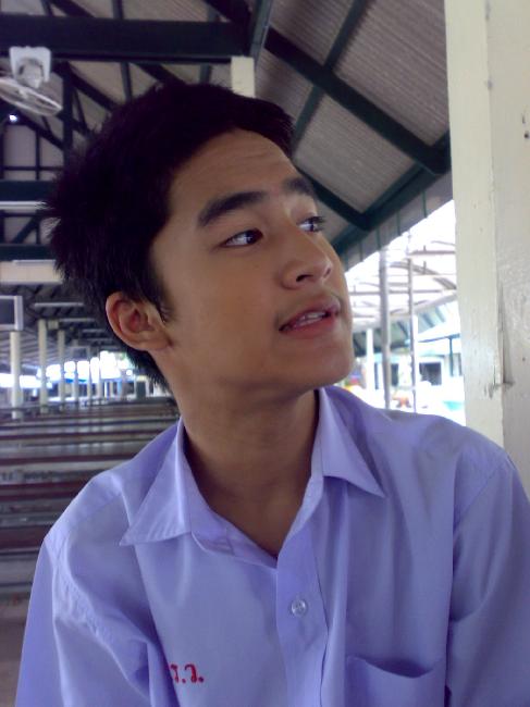 นักเรียนชาย น่าสะเบ๊วว