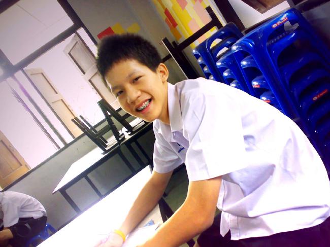 นักเรียนชาย น่าสะเบ๊วว