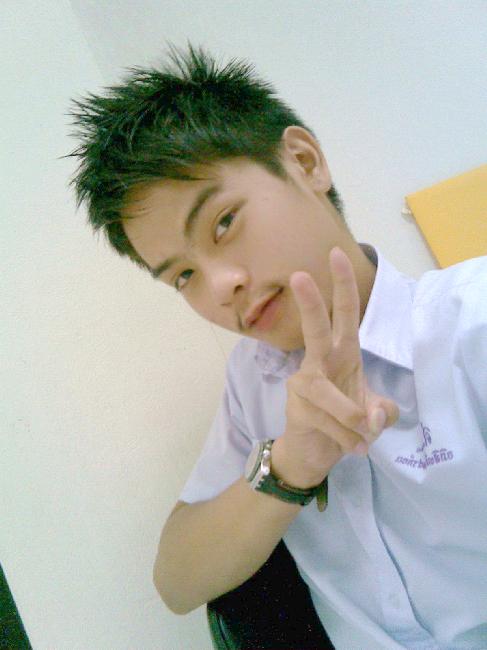 นักเรียนชาย น่าสะเบ๊วว
