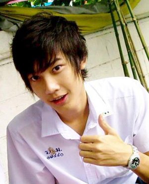 นักเรียนชาย น่าสะเบ๊วว
