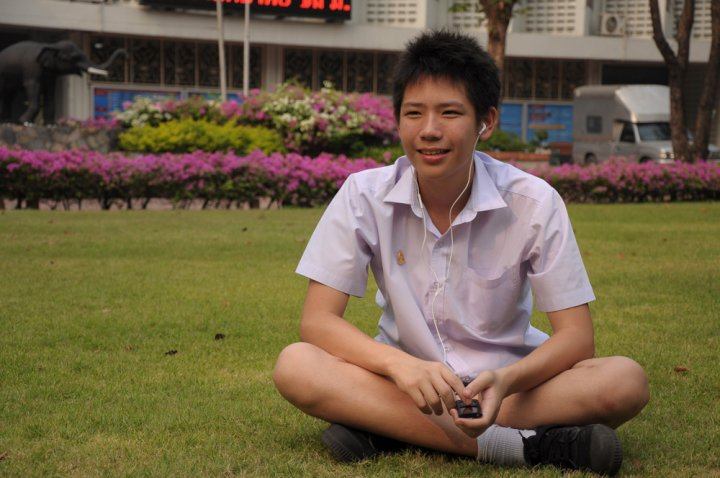 นักเรียนชาย น่าสะเบ๊วว