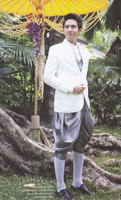 พี่ โป๊บ ธนวรรธน์