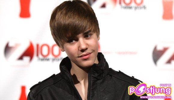 justin bieber and cody simpson like who