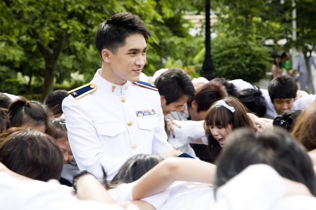 หมอก้อง หล่อใจดี