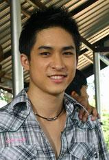 หมอก้อง หล่อใจดี