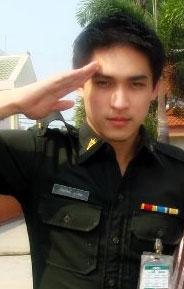 หมอก้อง หล่อใจดี