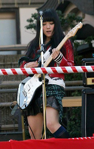 SCANDAL - Mami Sasazaki