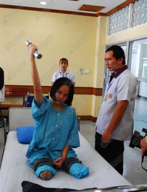 ขอแสดงความห่วงใยและเป็นกำลังใจกับ น้องธันย์
