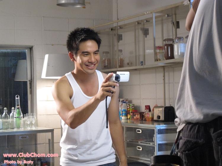 ชมพู่ อารยา และ โป๊บ ใน MV ละอายใจ