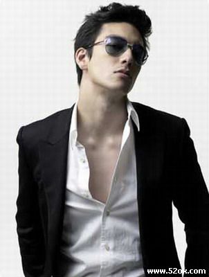Dennis Joseph O'Neil  ผู้ชายในฝัน ของใครหลายๆคน