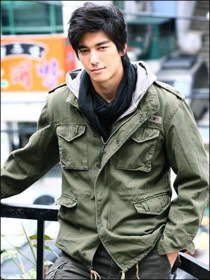 Dennis Joseph O'Neil  ผู้ชายในฝัน ของใครหลายๆคน