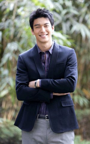 Dennis Joseph O'Neil  ผู้ชายในฝัน ของใครหลายๆคน