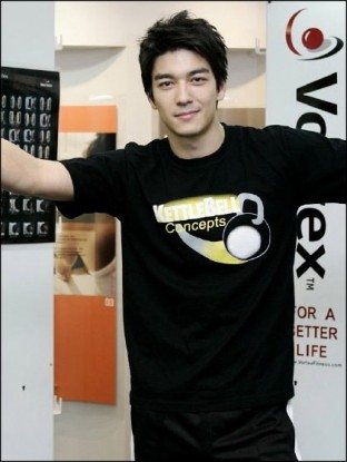 Dennis Joseph O'Neil  ผู้ชายในฝัน ของใครหลายๆคน