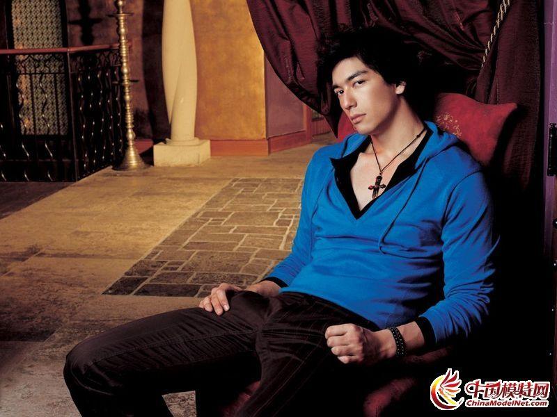 Dennis Joseph O'Neil  ผู้ชายในฝัน ของใครหลายๆคน