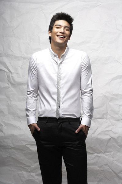 Dennis Joseph O'Neil  ผู้ชายในฝัน ของใครหลายๆคน