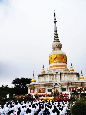 พระธาตุนาดูน