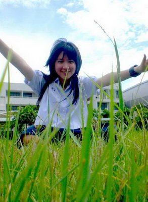 เกรซ แกรนด์ แกรนท์ สามพี่น้องแห่งรั้วหอวัง