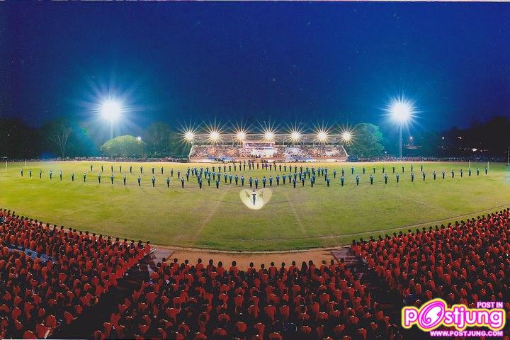 ประเพณีเชียร์กลาง ปี 54