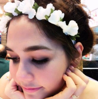 ภาพน่ารักๆของ ชมพู่ อารยา จากเฟซบุ๊ก