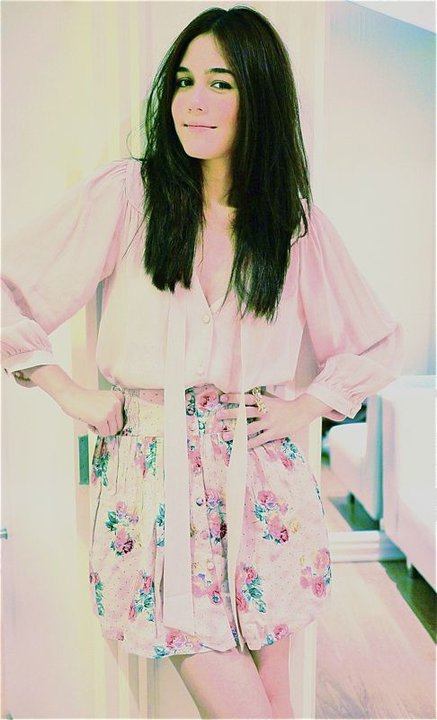 ภาพน่ารักๆของ ชมพู่ อารยา จากเฟซบุ๊ก