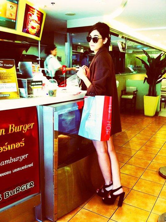 ภาพน่ารักๆของ ชมพู่ อารยา จากเฟซบุ๊ก