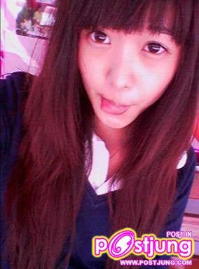 สาวน่ารักในชุดนักเรียนอินเตอร์