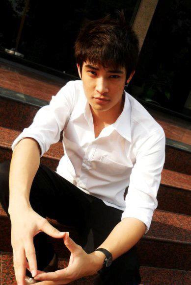 ตูมตาม - กวาง เดอะสตาร์ เตรียมแสดงฝีมือในละครเวทียิ่งใหญ่ "สี่แผ่นดิน เดอะมิวสิเคิล"