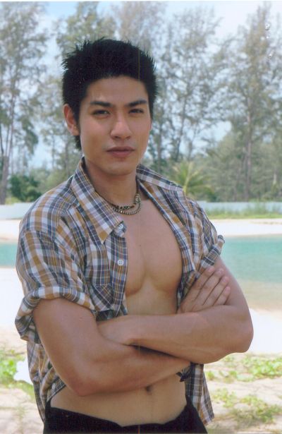 เหล่านักแสดงที่สังกัดค่ายเอ็กแซ๊กท์