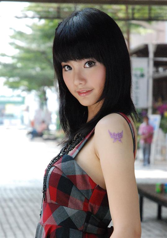 เหล่านักแสดงที่สังกัดค่ายเอ็กแซ๊กท์