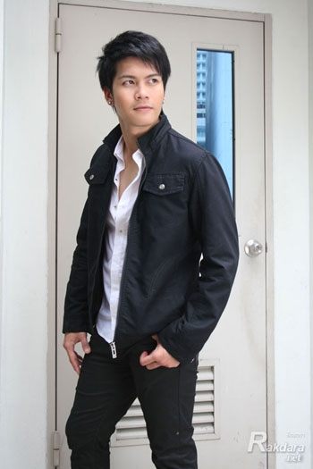 เหล่านักแสดงที่สังกัดค่ายเอ็กแซ๊กท์