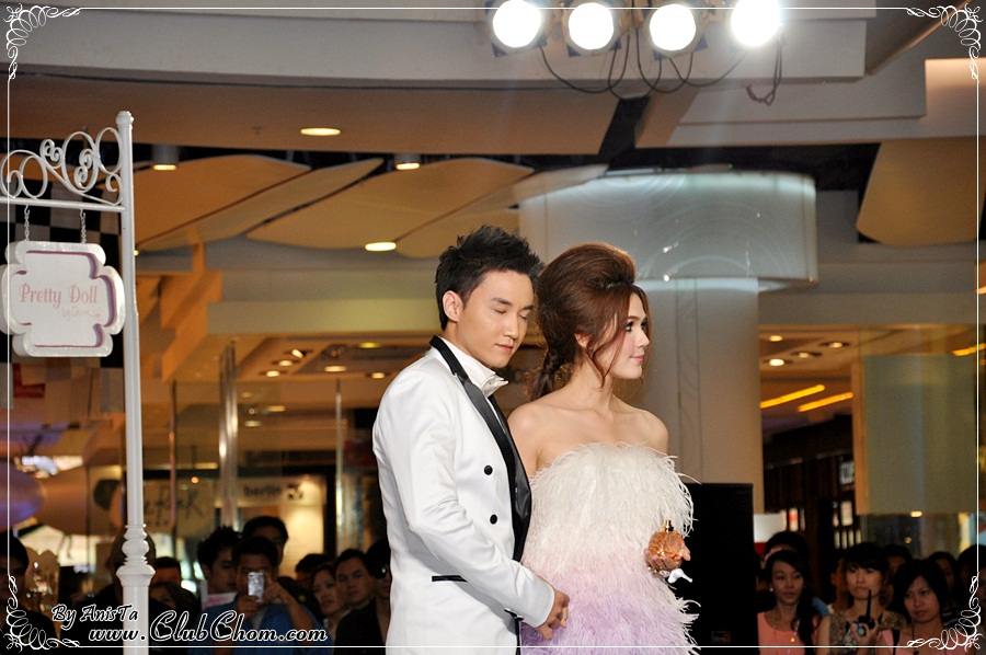 ชมพู่ อารยา เปิดตัวน้ำหอมคนเยอะมากๆ