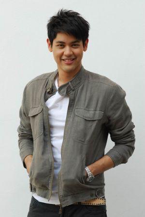 เหล่านักแสดงในสังกัดของช่อง 7