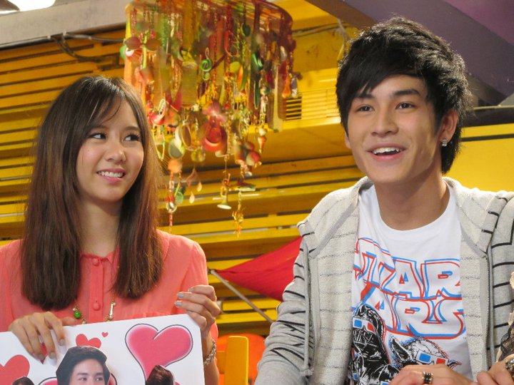 หนุ่ม เก้า  ในรายการ Sisterday