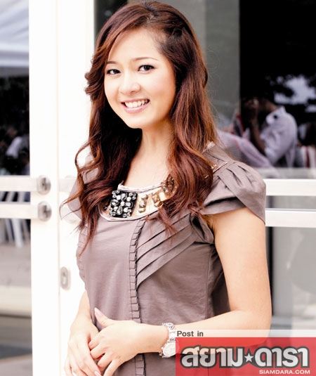 บรรดานักแสดงในสังกัดช่อง 3