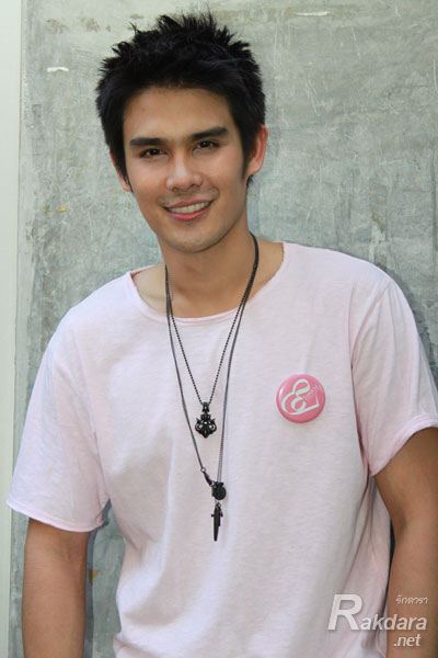 บรรดานักแสดงในสังกัดช่อง 3