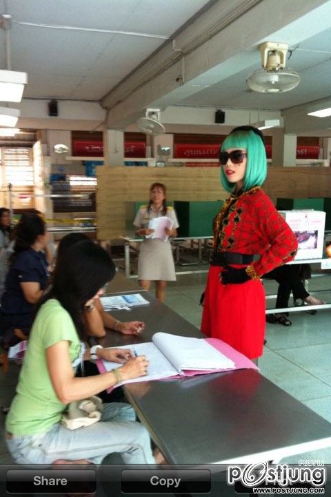 Lady Gaga ก็ไปเลือกตั้ง