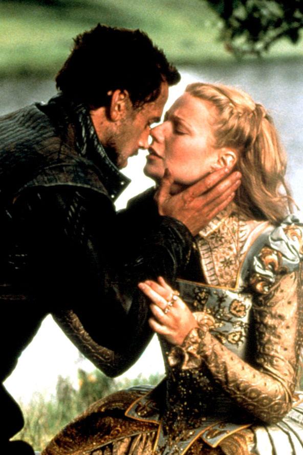 25 HOTTEST movie moments