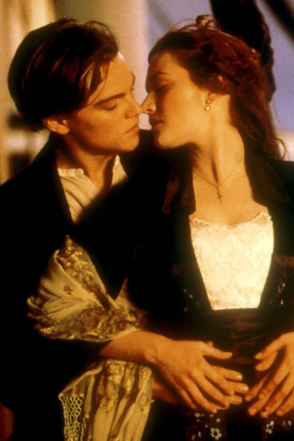 25 HOTTEST movie moments