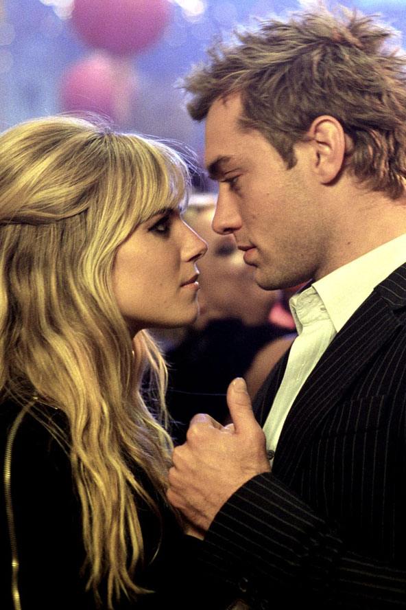 25 HOTTEST movie moments 2