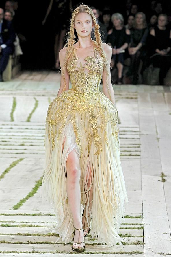 Alexander McQueen : Spring/Summer 2011