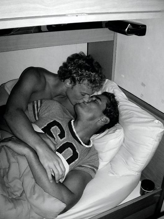 kisses