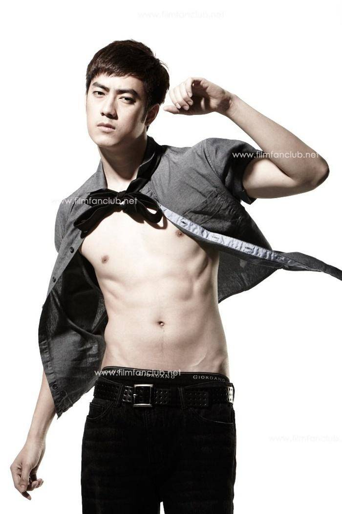 ฟิล์ม-รัฐภูมิ @ ATTITUDE vol.1 no.5 July 2011