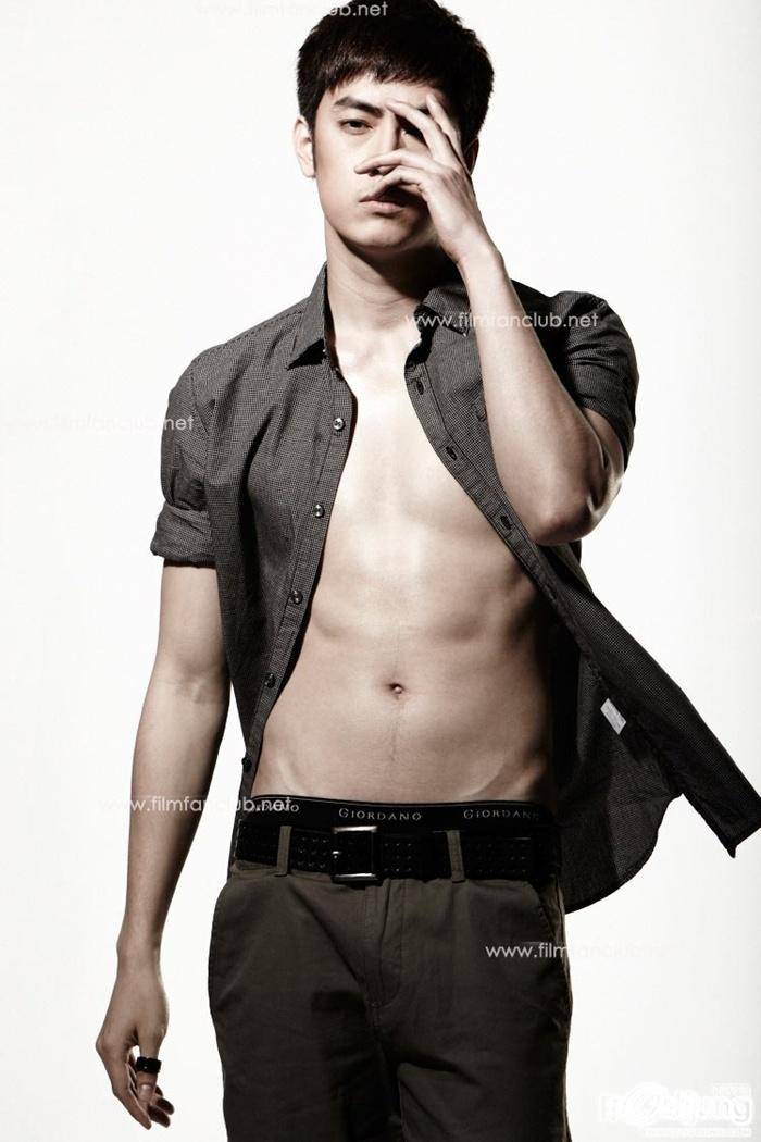 ฟิล์ม-รัฐภูมิ @ ATTITUDE vol.1 no.5 July 2011