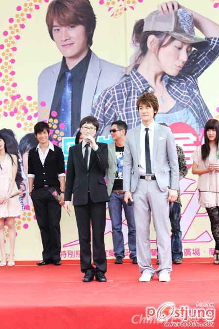 男生宿舍的女生 (Nan Sheng Su She De Nu Sheng) 2011