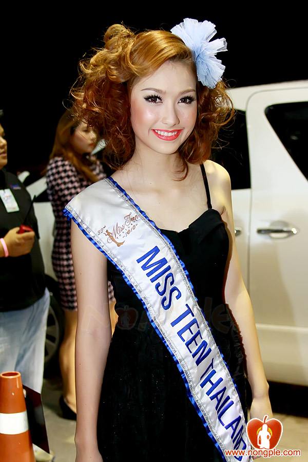 งาน  SiamDara Star Awards 2011 ภาพสวยๆ