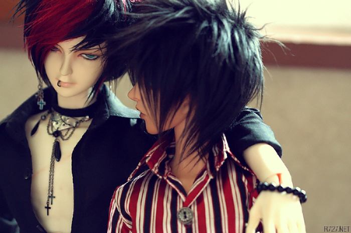 :: dollfie ::