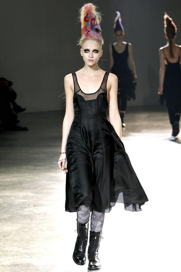 Yohji Yamamoto : Autumn/Winter 2011-12
