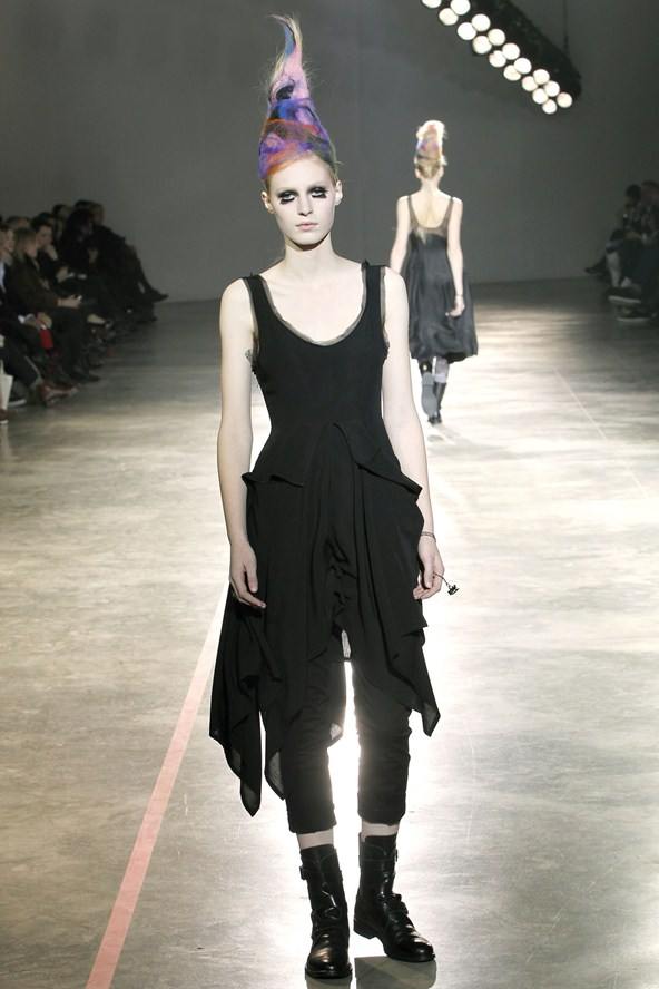Yohji Yamamoto : Autumn/Winter 2011-12